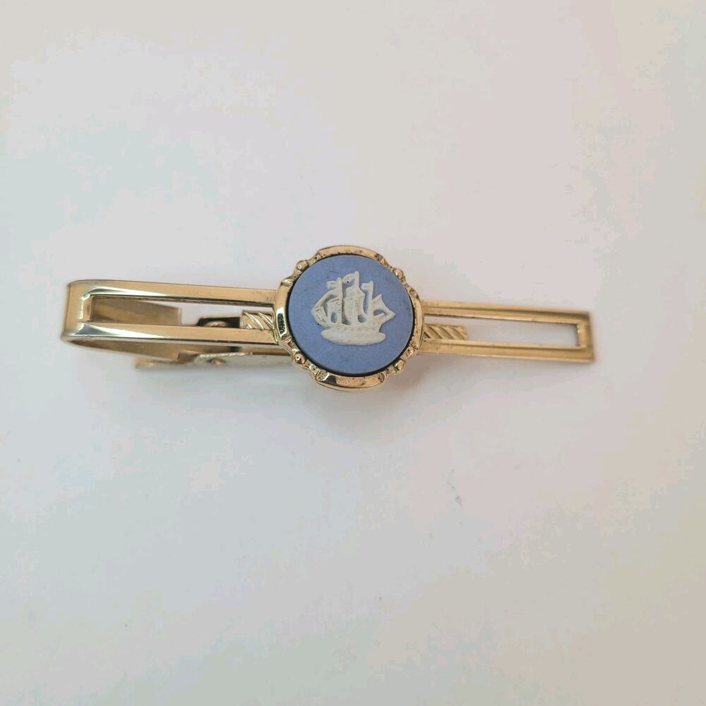 Wedgwood Gold Blue Tone Tie Bar Clip Jasperwear Ship Cameo‎ Vintage Retro Clasp